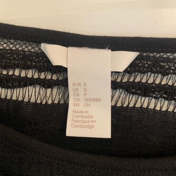 Black tee with lace top - Picture 3 of 4